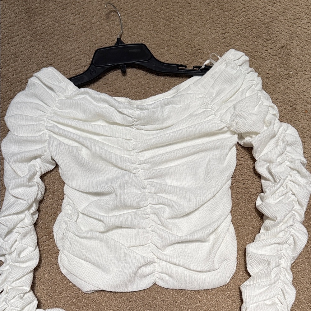 Line & Dot Off-White Ruched Blouse